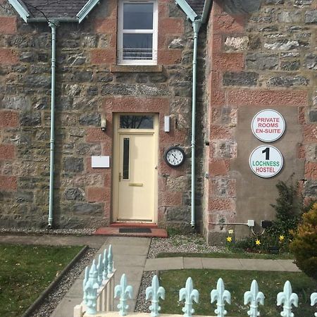 1 Lochness Rooms&Hostel ดรัมนาดรอคิท ภายนอก รูปภาพ