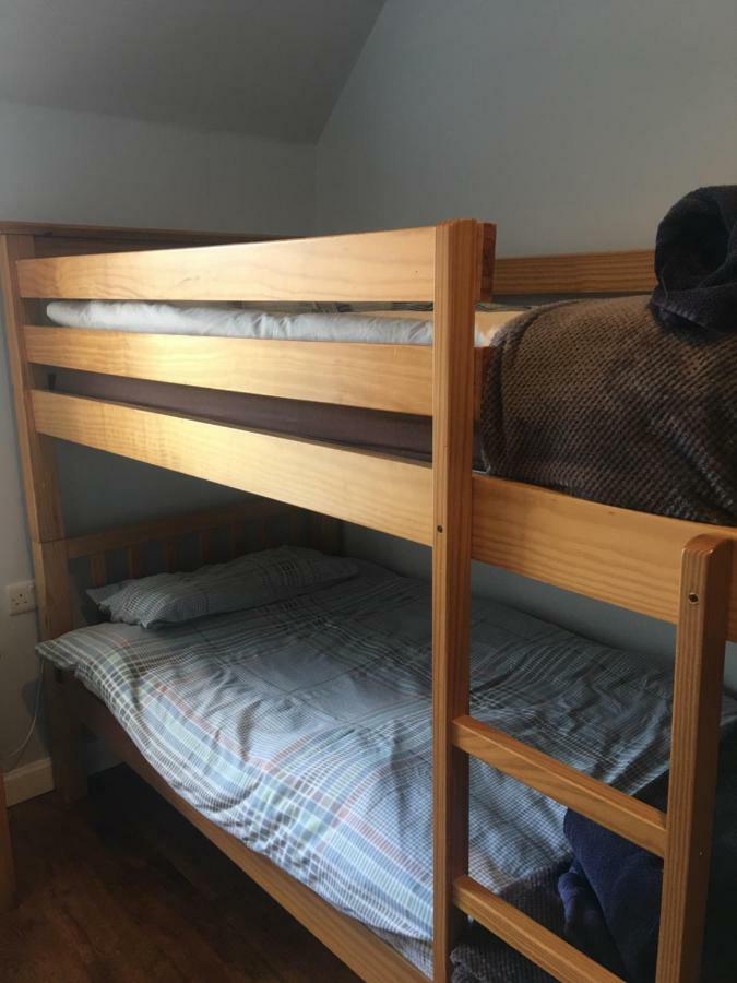 1 Lochness Rooms&Hostel ดรัมนาดรอคิท ภายนอก รูปภาพ