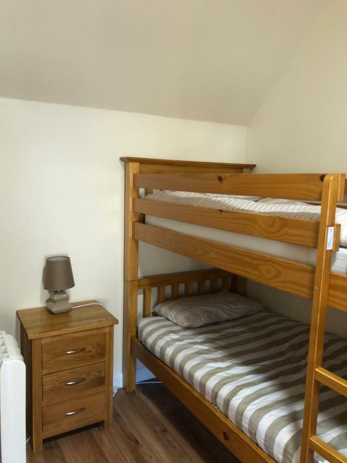 1 Lochness Rooms&Hostel ดรัมนาดรอคิท ภายนอก รูปภาพ